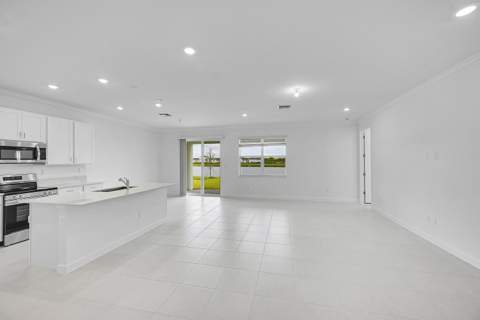 3532 Angler Drive, Fort Pierce FL - photo 13 of 31