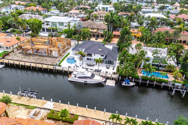 5 bedroom Single Family Residence at 425 Coral Way, Coral Isles / Las Olas Isles, Fort Lauderdale — photo 2