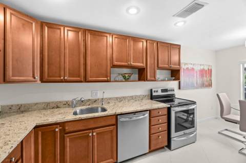 31 Stratford Lane #C, Boynton Beach FL - photo 7 of 58