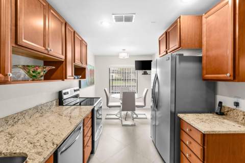 31 Stratford Lane #C, Boynton Beach FL - photo 8 of 58