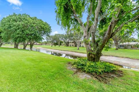 31 Stratford Lane #C, Boynton Beach FL - photo 24 of 58