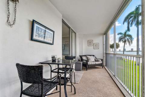100 Paradise Harbour Boulevard #208, North Palm Beach FL - photo 17 of 30