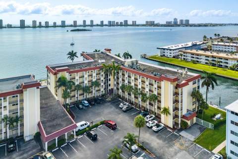100 Paradise Harbour Boulevard #208, North Palm Beach FL - photo 23 of 30