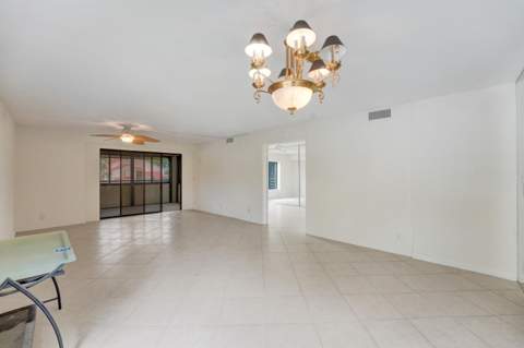 5306 Cedar Lake Drive #201, Boynton Beach FL - photo 15 of 60