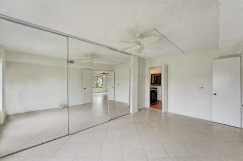 5306 Cedar Lake Drive #201, Boynton Beach FL - photo 19 of 60