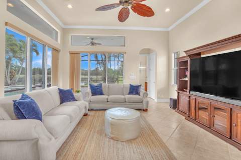 775 Montclaire Court, Royal Palm Beach FL - photo 23 of 62