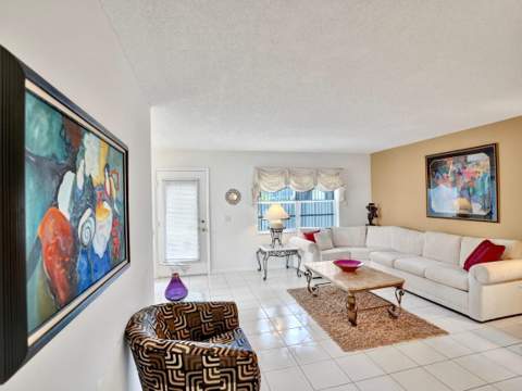298 Burgundy G, Delray Beach FL - photo 8 of 41