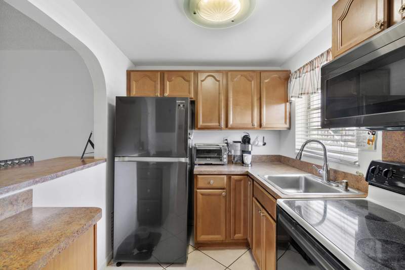 1 bedroom Condominium at 1115 Lake Terrace #111, Leisureville Lake Condo, Boynton Beach — photo 5