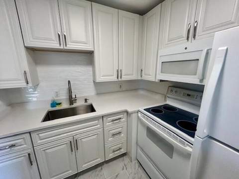 336 Northampton Q, West Palm Beach FL - photo 10 of 23