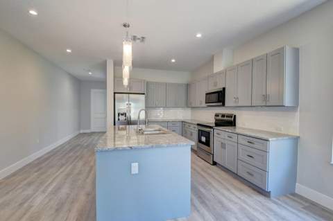 715 NW 1st Street, Delray Beach FL - photo 10 of 39