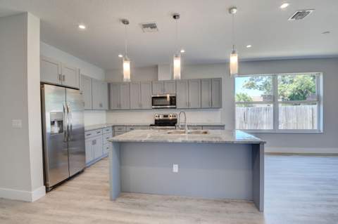 715 NW 1st Street, Delray Beach FL - photo 7 of 39