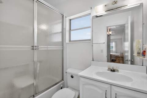 2152 NE 1st Way #205, Boynton Beach FL - photo 12 of 29