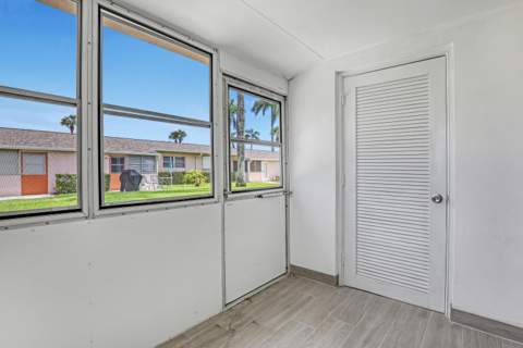 2747 Dudley Drive #D, West Palm Beach FL - photo 23 of 82