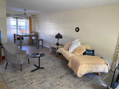 219 Lakeview 102 Avenue #102, Lantana FL - photo 6 of 29