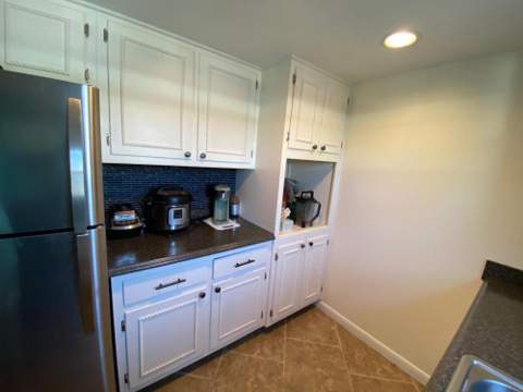 219 Lakeview 102 Avenue #102, Lantana FL - photo 11 of 29