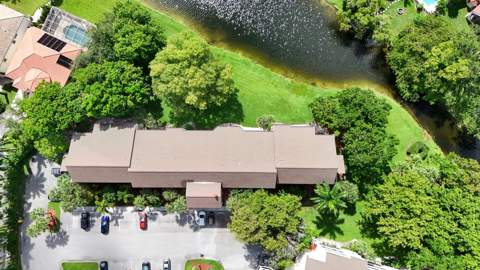 12524 Shoreline Drive #101, Wellington FL - photo 21 of 26