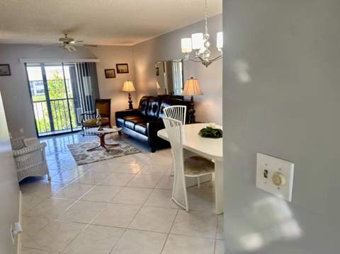7214 Golf Colony Court #205, Lake Worth FL - photo 6 of 46
