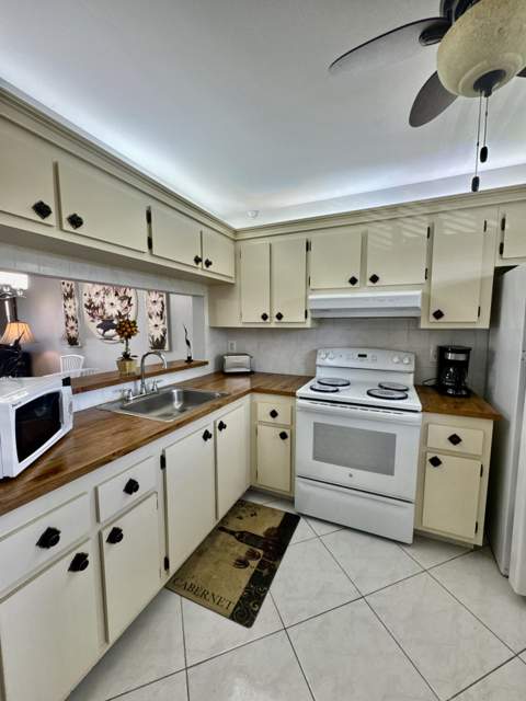 7214 Golf Colony Court #205, Lake Worth FL - photo 7 of 46