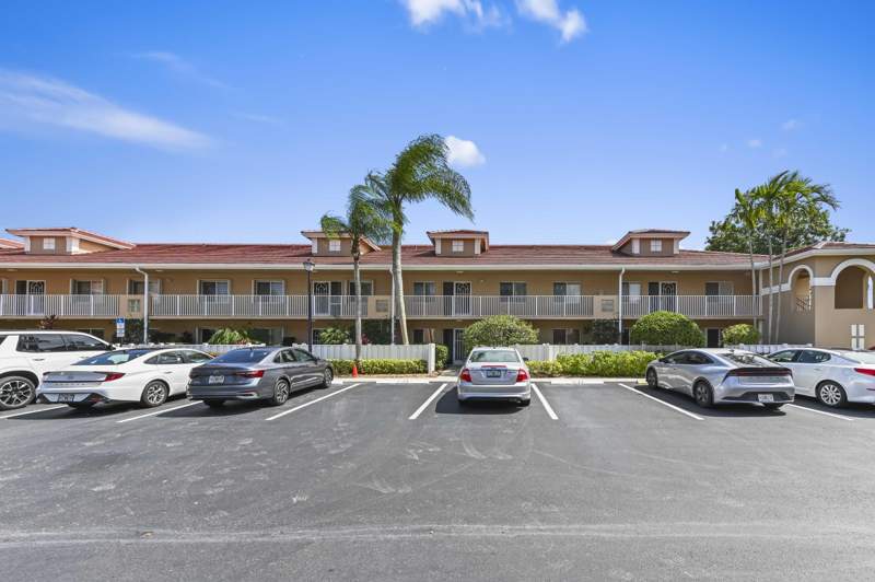 3 bedroom Condominium at 5952 Regal Glen Drive #207, Coral Lakes, Boynton Beach — photo 2