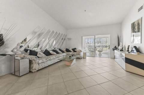 5952 Regal Glen Drive #207, Boynton Beach FL - photo 13 of 49