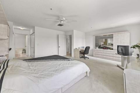 5952 Regal Glen Drive #207, Boynton Beach FL - photo 18 of 49