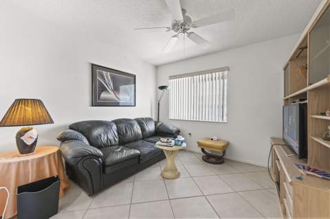 5952 Regal Glen Drive #207, Boynton Beach FL - photo 9 of 49