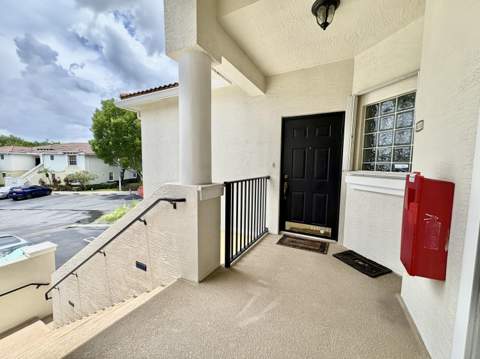 23265 Carolwood Lane #201, Boca Raton FL - photo 16 of 54