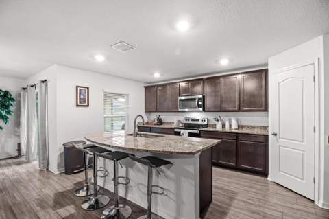 5551 Imagination Drive, Fort Pierce FL - photo 9 of 39