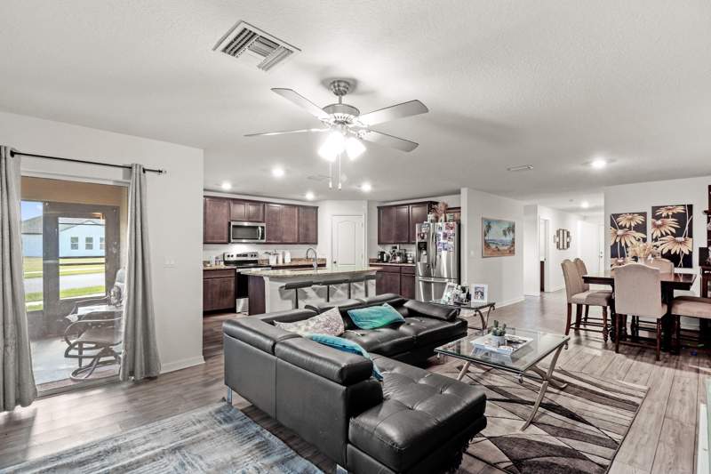 5 bedroom Single Family Residence at 5551 Imagination Drive, Celebration Pointe, Fort Pierce — photo 5