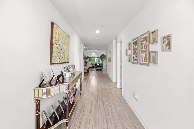 5 bedroom Single Family Residence at 5551 Imagination Drive, Celebration Pointe, Fort Pierce — photo 4