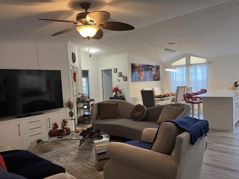 3 bedroom Manufactured Home at 4510 NW 67th Court, Deerfield Lake, Coconut Creek — photo 3