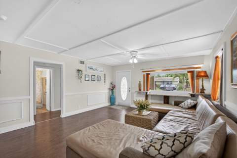 1136 W 7th Street, Riviera Beach FL - photo 17 of 51