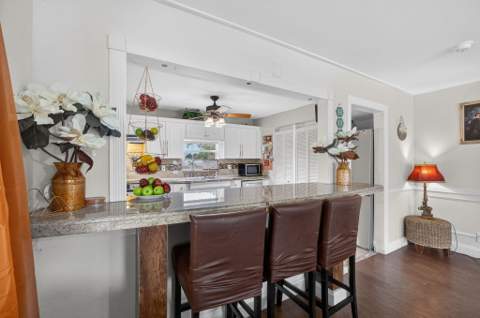 1136 W 7th Street, Riviera Beach FL - photo 12 of 51