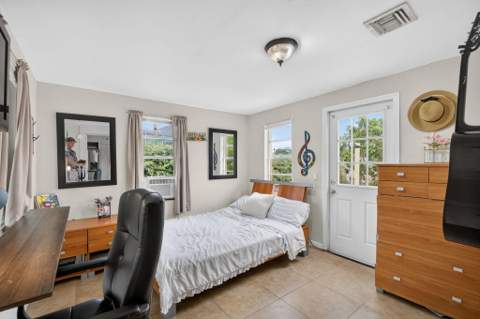 1136 W 7th Street, Riviera Beach FL - photo 22 of 51