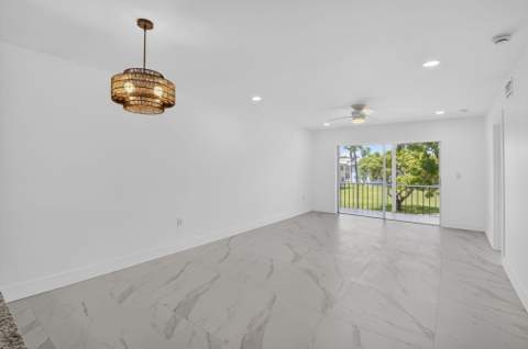 9886 Marina Boulevard #622, Boca Raton FL - photo 7 of 31