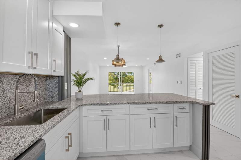 2 bedroom Condominium at 9886 Marina Boulevard #622, Sandalfoot South One, Boca Raton — photo 2
