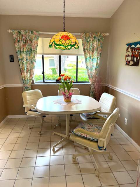 139 Meander Circle, Royal Palm Beach FL - photo 7 of 25