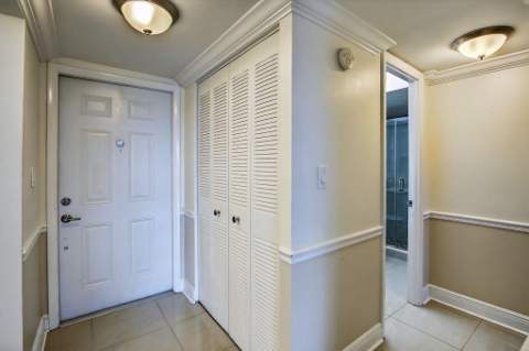 2951 Sunrise Lakes Drive #107, Sunrise FL - photo 24 of 43