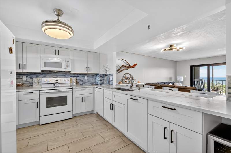 3 bedroom Condominium at 801 S Ocean Drive #910, Sea Pointe Towers Of Fort Pierce, A Condominium, Fort Pierce — photo 3