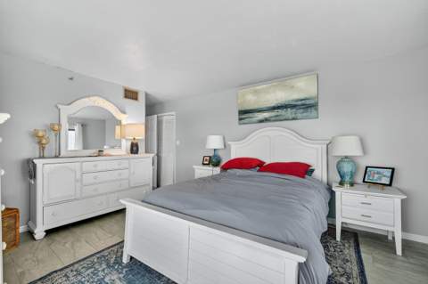 801 S Ocean Drive #910, Fort Pierce FL - photo 19 of 50