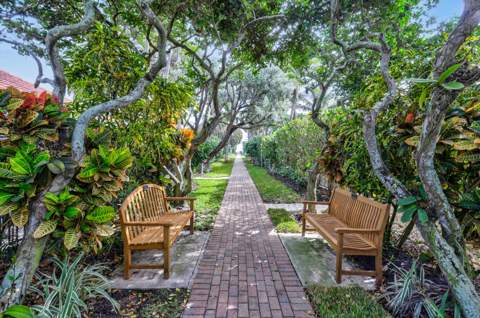 87 Lighthouse Drive, Jupiter Inlet Colony FL - photo 24 of 33