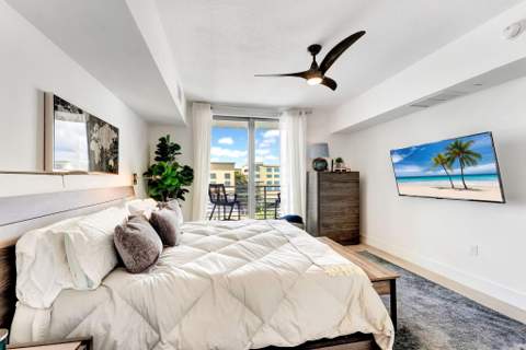 111 SE 1st Avenue #517, Delray Beach FL - photo 6 of 35