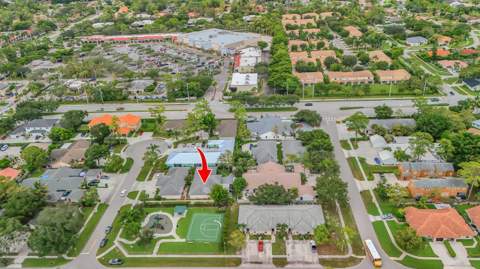14010 Veronica Court, Wellington FL - photo 6 of 28