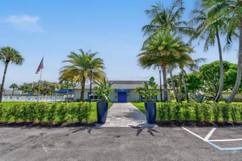 1097 Circle Terrace #C, Delray Beach FL - photo 23 of 36