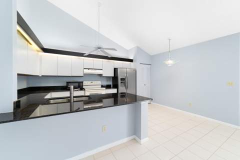 1139 Summit Trail Circle #A, West Palm Beach FL - photo 10 of 39