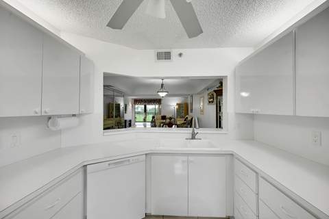 9165 SW 14th Street #1304, Boca Raton FL - photo 8 of 38