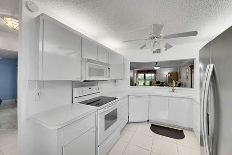 9165 SW 14th Street #1304, Boca Raton FL - photo 7 of 38