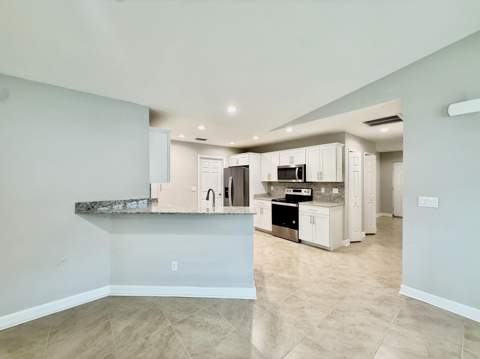 6724 Lila Court, Fort Pierce FL - photo 22 of 98