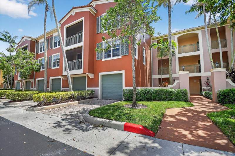 2 bedroom Condominium at 11740 Saint Andrews Place #206, St Andrews At Polo Club Condo, Wellington — photo 2