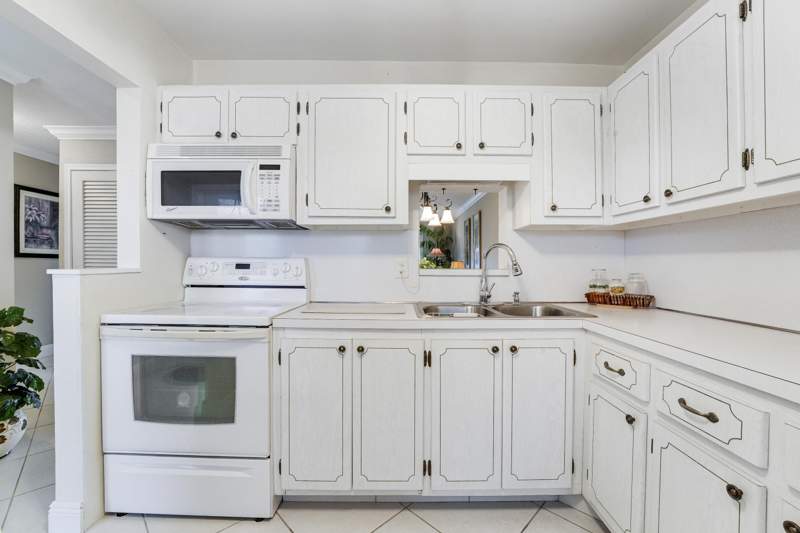 2 bedroom Condominium at 2132 NE 1st Way #201, Village Royale Condo 8, Boynton Beach — photo 5